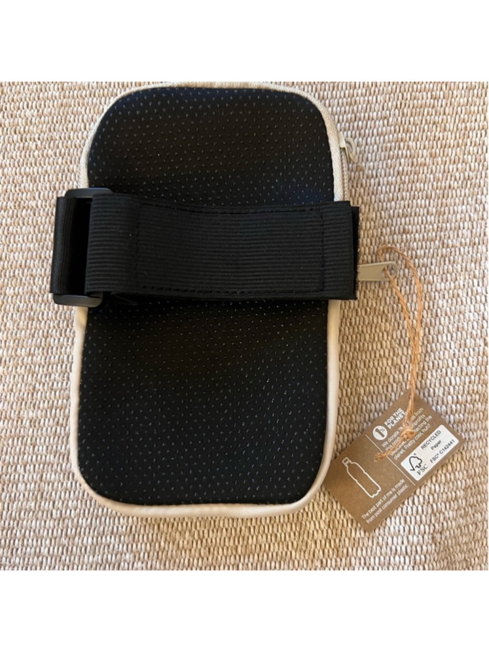 NWT Bottle Buddy Pouch w Cat & Clover Embroidery / Strap - Picture 4 of 5